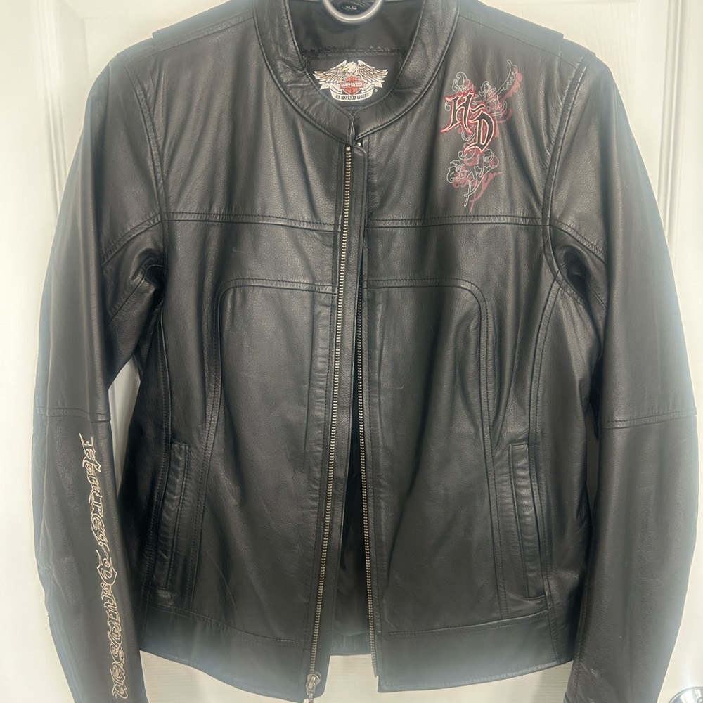 Harley Davidson leather jacket with embroidering.